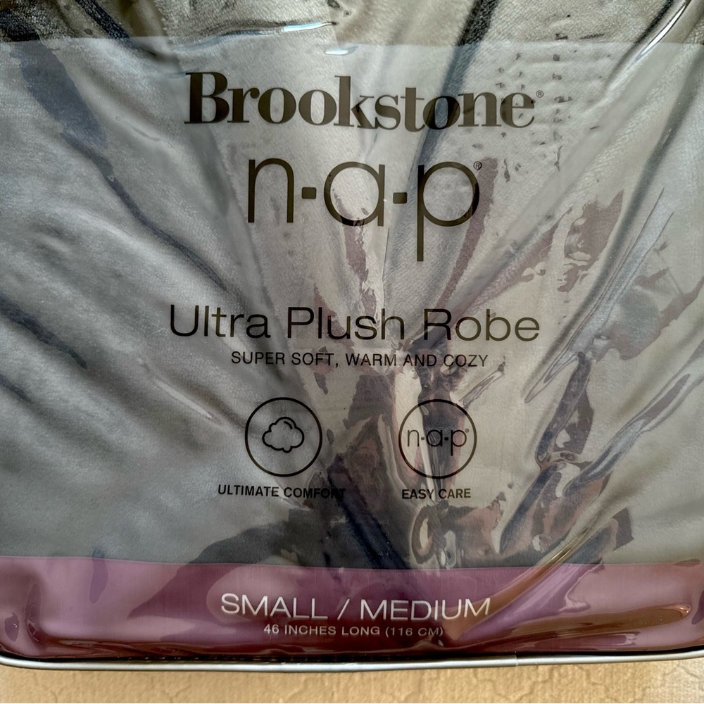 Brookstone NAP Ultra Plush Robe | Luxe Cozy Lounge Robe | Unisex S/M | Black - Picture 4 of 5